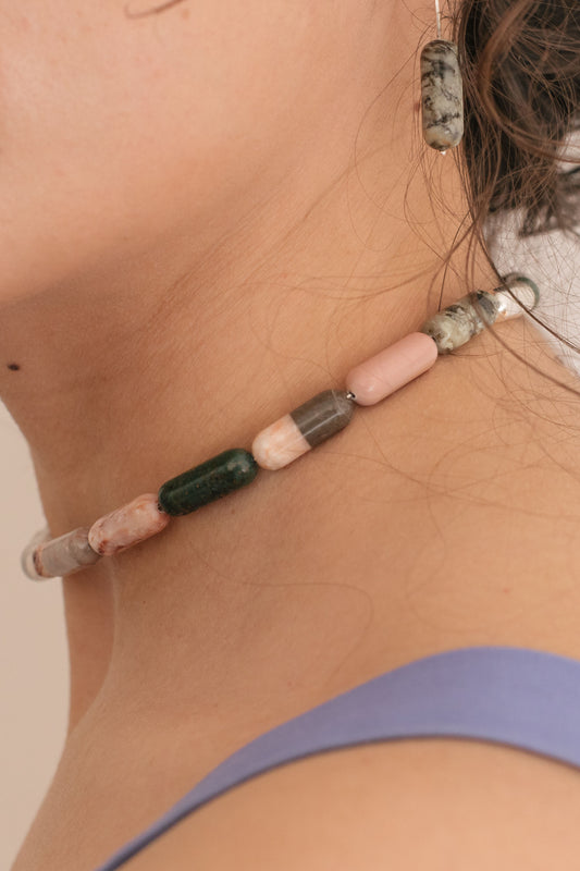 Capsule Marble Choker