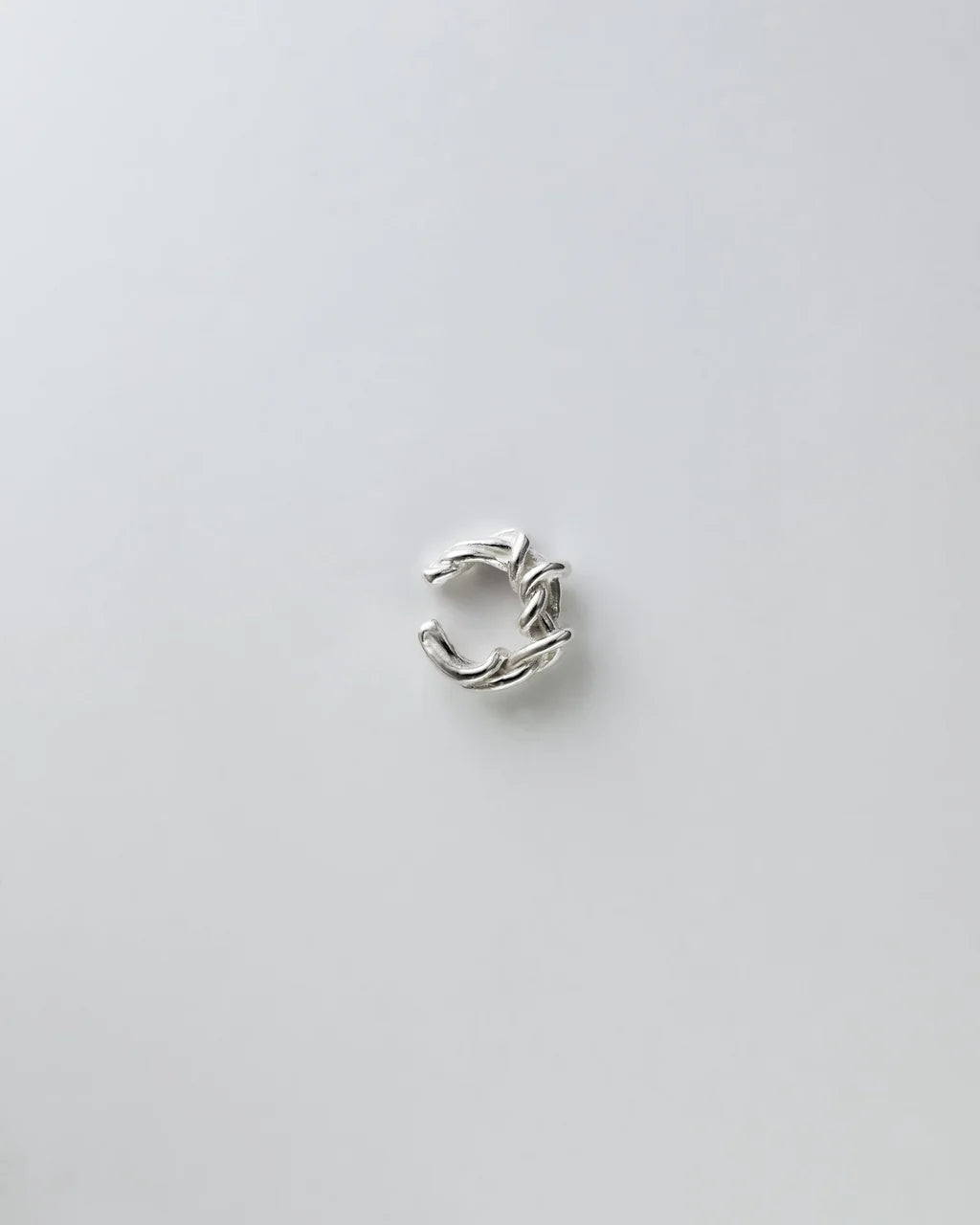 Hilos Earcuff | Virginia Jirash