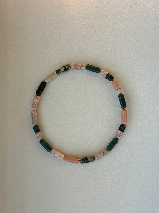 Capsule Marble Choker